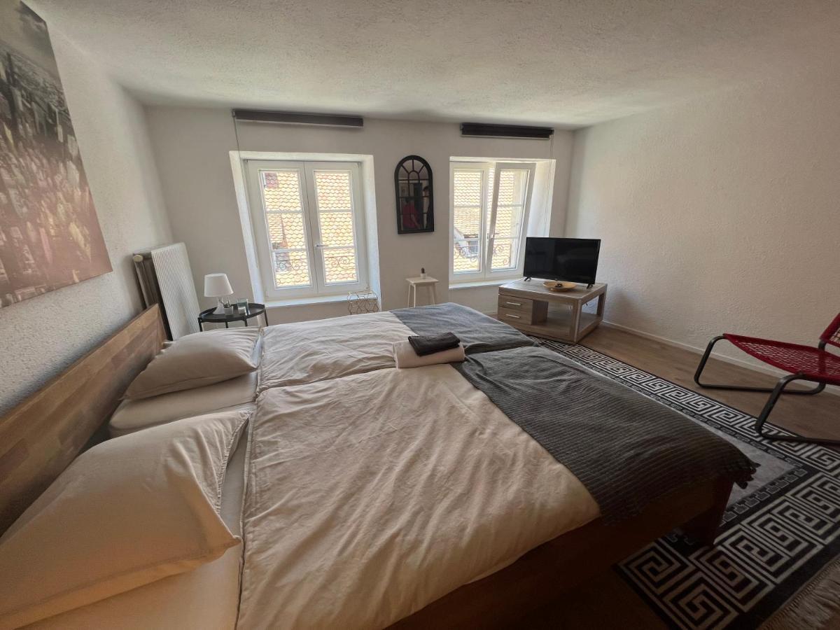 Appartement En Vieille Ville De Porrentruy Exteriör bild